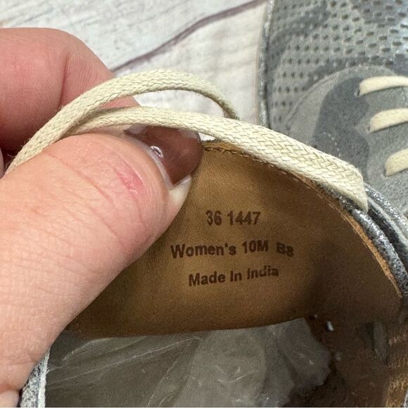 Trask Lena Perforated Camo Suede Sneakers Silver Metallic Mesh Size 10 nwot - Picture 5 of 6